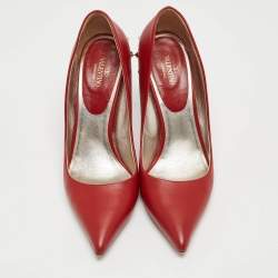 Pre Owned Valentino Dark Red Leather Rockstud Pumps Size 39.5