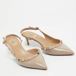 Pre Owned Valentino Beige Patent and Leather Rockstud Slingback Pumps  Size 40