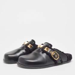 Pre Owned Valentino Black Leather Roman Stud Sabot Flat Clogs Size 38.5