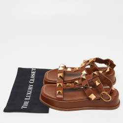 Pre Owned Valentino Brown Leather Roman Stud Strappy Flat Slides Size 40