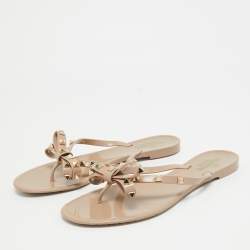 Pre Owned Valentino Beige Rubber Rockstud Thong Flats Size 41