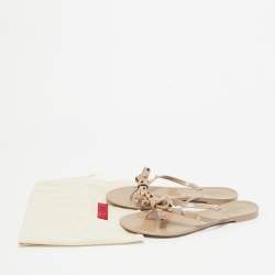 Pre Owned Valentino Beige Rubber Rockstud Thong Flats Size 41