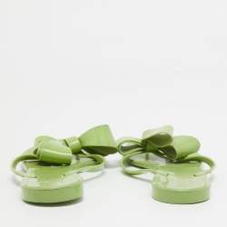 Valentino Green Rubber  Rockstud Bow Thong Flat Slides  Size 38
