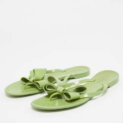Valentino Green Rubber  Rockstud Bow Thong Flat Slides  Size 38
