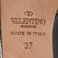 Pre Owned Valentino Black Patent Leather Platform Pumps Size 37