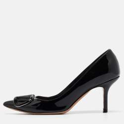 Pre Owned Valentino Black Patent Escape V logo Pumps Size 35.5