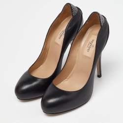 Pre Owned Valentino Black Leather Round Toe Pumps Size 36