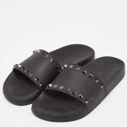 Pre Owned Valentino Black Rubber Rockstud Flat Slides Size 40