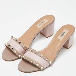 Pre Owned Valentino Two Tone Pink Leather Rockstud Block Heel Slides Size 40