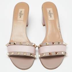 Pre Owned Valentino Two Tone Pink Leather Rockstud Block Heel Slides Size 40