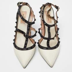 Pre Owned Valentino White/Black Leather Rockstud Strappy Pointed Toe Pumps Size 39