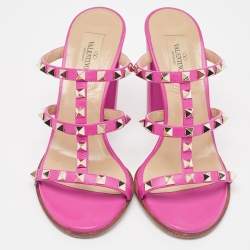 Pre Owned Valentino Pink Leather Rockstud Slide Sandals Size 38