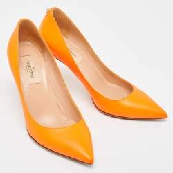 Pre Owned Valentino Orange Leather Pointed Toe  Pumps Size 36