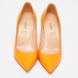 Pre Owned Valentino Orange Leather Pointed Toe  Pumps Size 36