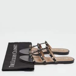 Pre Owned Valentino Black Leather Rockstud Flat Slides Size 39