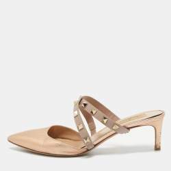 Pre Owned Valentino Metallic Peach Leather Rockstud Heel Mules Size 37.5