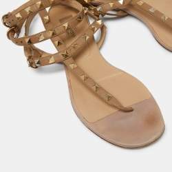 Pre Owned Valentino Beige/Pink Leather Rockstud Thong Flat Sandals  Size 39