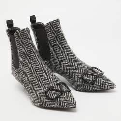 Pre Owned Valentino Black/White Wool Escape V Logo Pointed Toe Ankle Booties Size 36