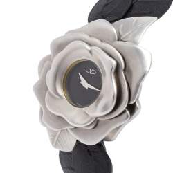 Pre Owned Valentino Black Stainless Steel Flower Motif Leather 87 51 270 025 Women's Wristwatch 45 mm
