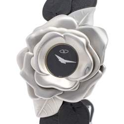 Pre Owned Valentino Black Stainless Steel Flower Motif Leather 87 51 270 025 Women's Wristwatch 45 mm