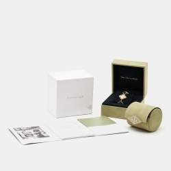 Van Cleef & Arpels Mother Of Pearl Onyx 18K Yellow Gold Small Model Alhambra VCARO40P00 Women's Wristwatch 26 mm