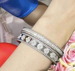 Van Cleef & Arpels White Gold Full Diamond Perlee Diamonds Three-Row Wide Bracelet Size S
