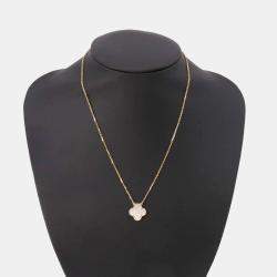 مملوكة مسبقًا Van Cleef & Arpels 18K Yellow Gold, Mother of Pearl Vintage Alhambra Necklace