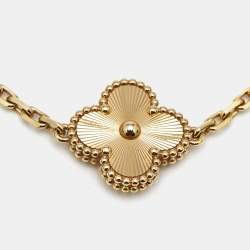 مملوكة مسبقًا Van Cleef & Arpels Vintage Alhambra Gulloiche 18k Yellow Gold 5 Motif Bracelet