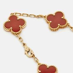 Pre Owned Van Cleef & Arpels Vintage Alhambra Carnelian 18k Yellow Gold 5 Motif Station Bracelet