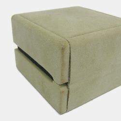 Pre Owned Van Cleef & Arpels Butterfly Sweet Alhambra 18K Yellow Gold, Mother of Pearl Bracelet