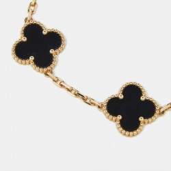 Pre Owned Van Cleef & Arpels Vintage Alhambra Onyx 18k Yellow Gold 5 Motif Station Bracelet