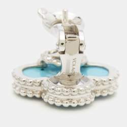 مملوكة مسبقًا أقراط فان كليف آند أربلز "فينتاج ألهامبرا" فيروز و ذهب أبيض عيار 18