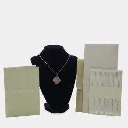 مملوكة مسبقًا Van Cleef & Arpels Mother of Pearl Magic Alhambra Pendant