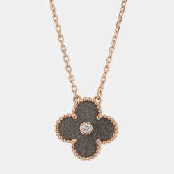 مملوكة مسبقًا Van Cleef & Arpels Vintage Alhambra Holiday Collection 18K Rose Gold and Diamond Pendant Necklace
