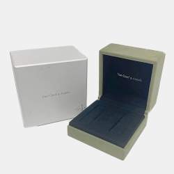 مملوكة مسبقًا Van Cleef & Arpels Toujours Signature Etoiles Platinum and Diamond Wedding Band Ring EU 50