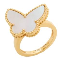 مملوكة مسبقًا Van Cleef & Arpels Lucky Alhambra Butterfly Motif Mother of Pearl 18K Yellow Gold Ring Size 55
