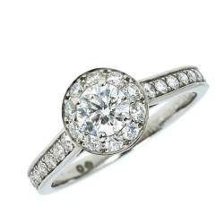 مملوكة مسبقًا Van Cleef & Arpels Icone Solitare 0.32 ct Diamond Platinum Ring Size 50