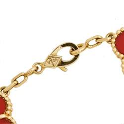 Pre Owned Van Cleef & Arpels Vintage Alhambra Carnelian 18K Yellow Gold 5 Motif Station Bracelet