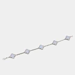 Pre Owned Van Cleef & Arpels Vintage Alhambra Chalcedony 5 Motif 18k White Gold Station Bracelet