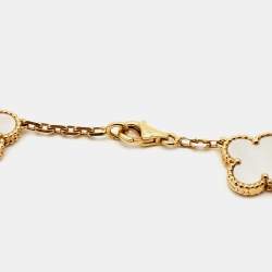 مملوكة مسبقًا Van Cleef & Arpels Vintage Alhambra Mother of Pearl 20 Motif 18K Yellow Gold Long Station Necklace