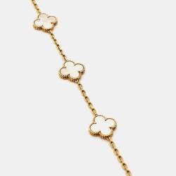 مملوكة مسبقًا Van Cleef & Arpels Vintage Alhambra Mother of Pearl 20 Motif 18K Yellow Gold Long Station Necklace