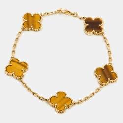 مملوكة مسبقًا Van Cleef & Arpels Vintage Alhambra Tiger's Eye 18k Yellow Gold 5 Motif Station Bracelet