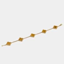 مملوكة مسبقًا Van Cleef & Arpels Vintage Alhambra Tiger's Eye 18k Yellow Gold 5 Motif Station Bracelet