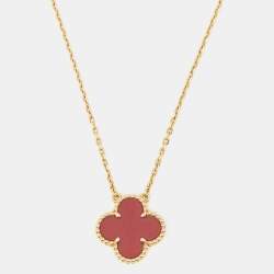 مملوكة مسبقًا Van Cleef & Arpels Vintage Alhambra Carnelian 18k Yellow Gold Necklace