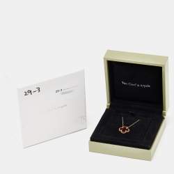 مملوكة مسبقًا Van Cleef & Arpels Vintage Alhambra Carnelian 18k Yellow Gold Necklace