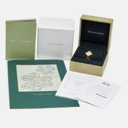 Pre Owned Van Cleef & Arpels Mother Of Pearl Onyx 18K Yellow Gold Small Model Alhambra VCARO40P00 Women's Wristwatch 26 mm