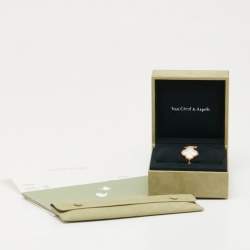 Van Cleef & Arpels Mother Of Pearl 18K Yellow Gold Vintage Alhambra 136674 Women's Bracelet Watch 26 mm