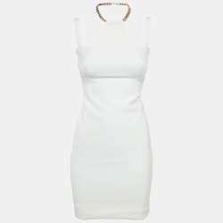 مملوكة مسبقًا فستان فيرساتشي كولكشن كريب أبيض بتفاصيل سلسلة قصير مقاس متوسط - ميديوم