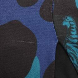 مملوكة مسبقًا فستان فيرساتشي جينز كريب مطبوع متعدد الألوان بأكمام طويلة ميني مقاس متوسط - ميديوم