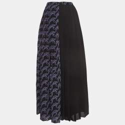 مملوكة مسبقًا Versace Jeans Black Printed Silk Pleated Maxi Skirt M